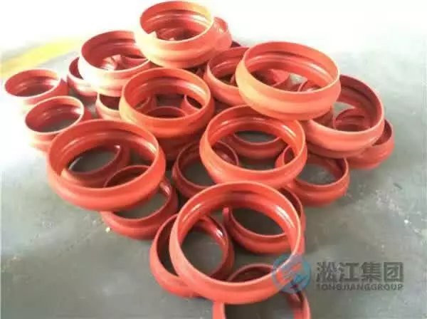 以下是上海淞江紅色硅膠卡箍橡膠軟接頭發(fā)貨現(xiàn)場(chǎng)! 卡箍橡膠軟接頭,紅色硅膠卡箍橡膠軟接頭,上海淞江卡箍橡膠軟接頭