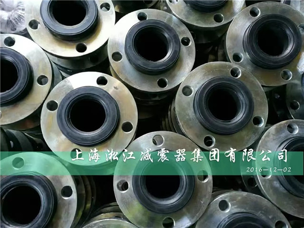【常州】橡膠軟連接與配套法蘭安裝那些事 橡膠軟連接