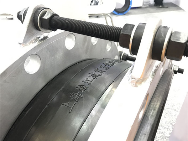 上海淞夏4寸耐高溫橡橡膠接頭,壓力等級1.6Mp